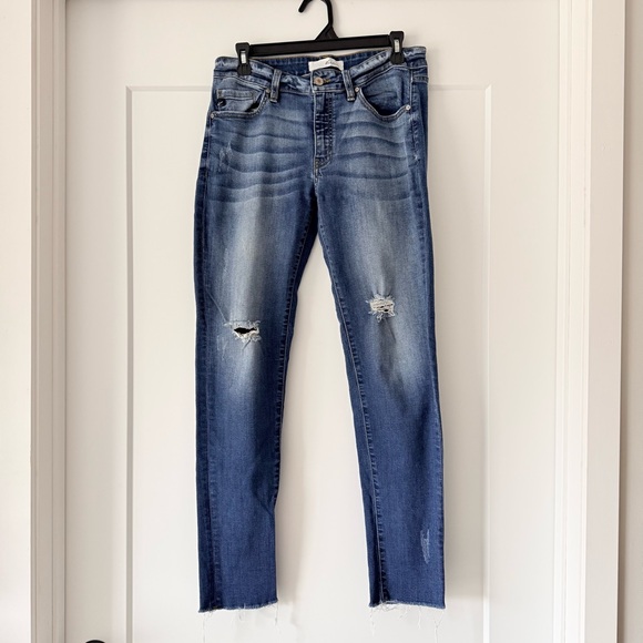 KanCan Denim - Kancan Med/Dk Wash Skinny Raw Hem Distressed Mid-Rise Stretch Woman’s Jean 11